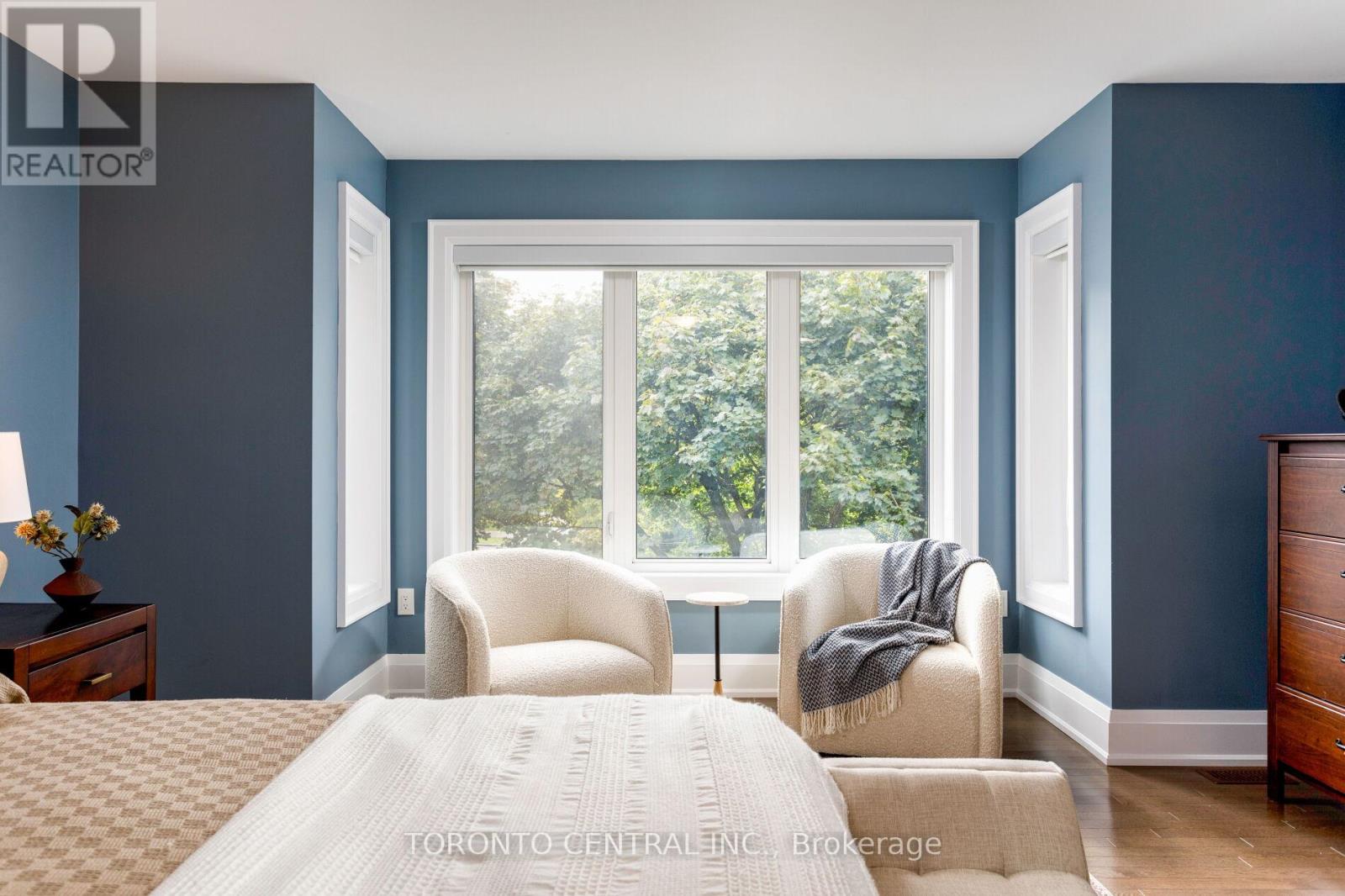 9 Chimney Swift Court, Toronto, Ontario  M9B 0C6 - Photo 21 - W12489362