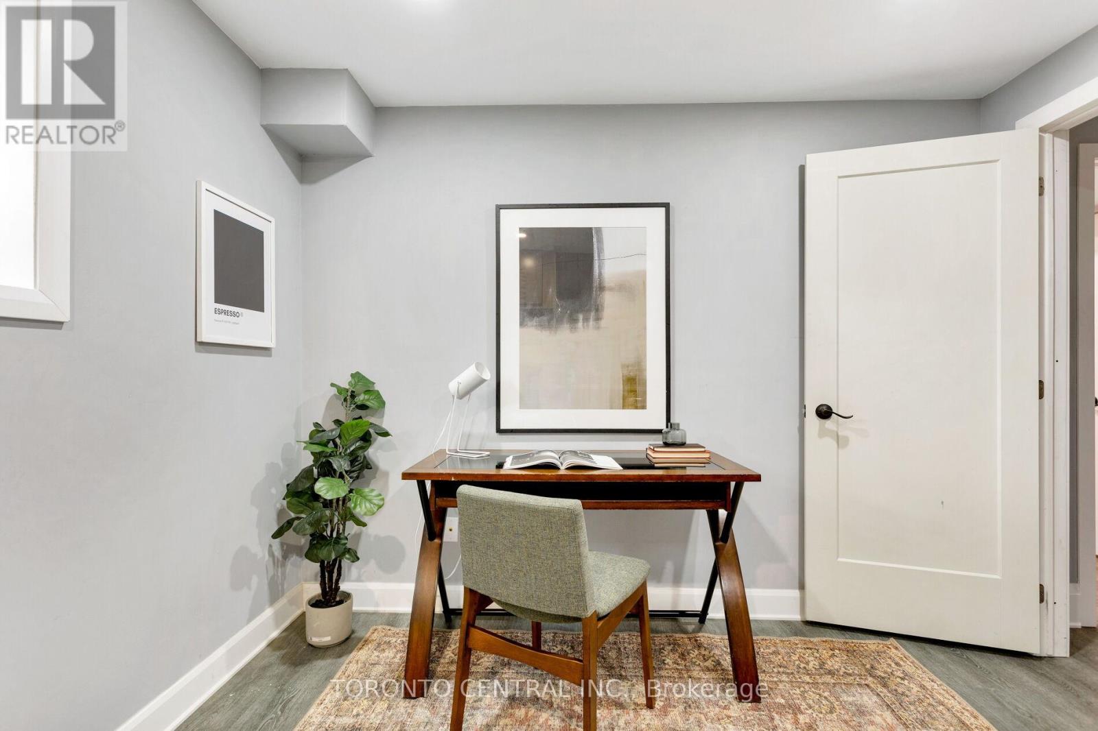 9 Chimney Swift Court, Toronto, Ontario  M9B 0C6 - Photo 44 - W12489362