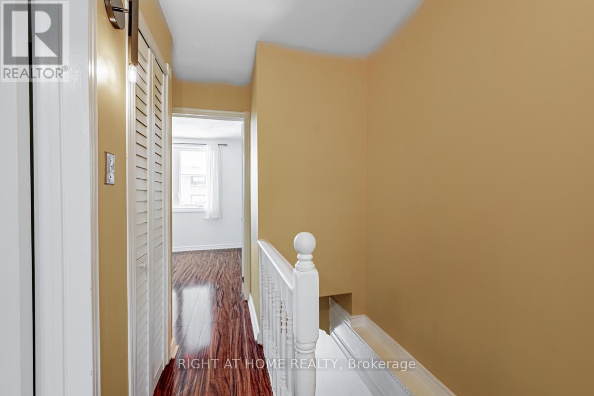 136 Avon Avenue, Toronto, Ontario  M6N 3W9 - Photo 19 - W12489372