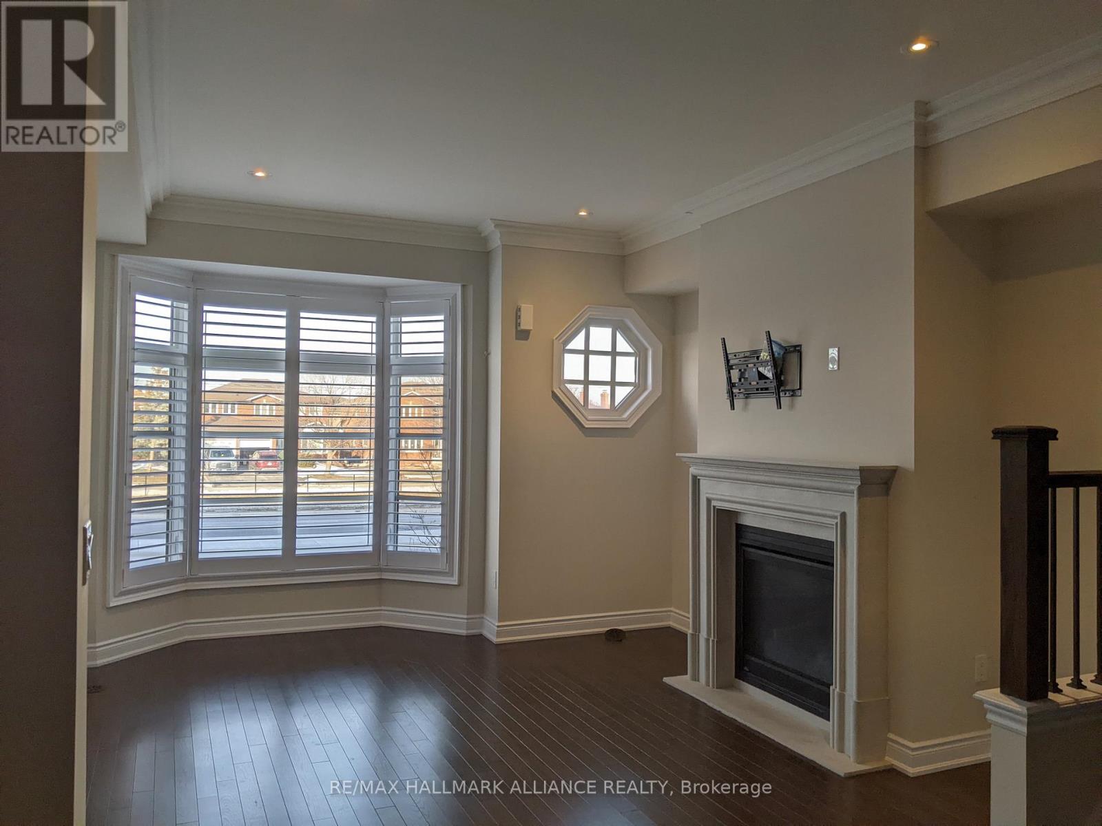 27 - 2184 Trafalgar Road, Oakville, Ontario  L6H 0N4 - Photo 11 - W12489402