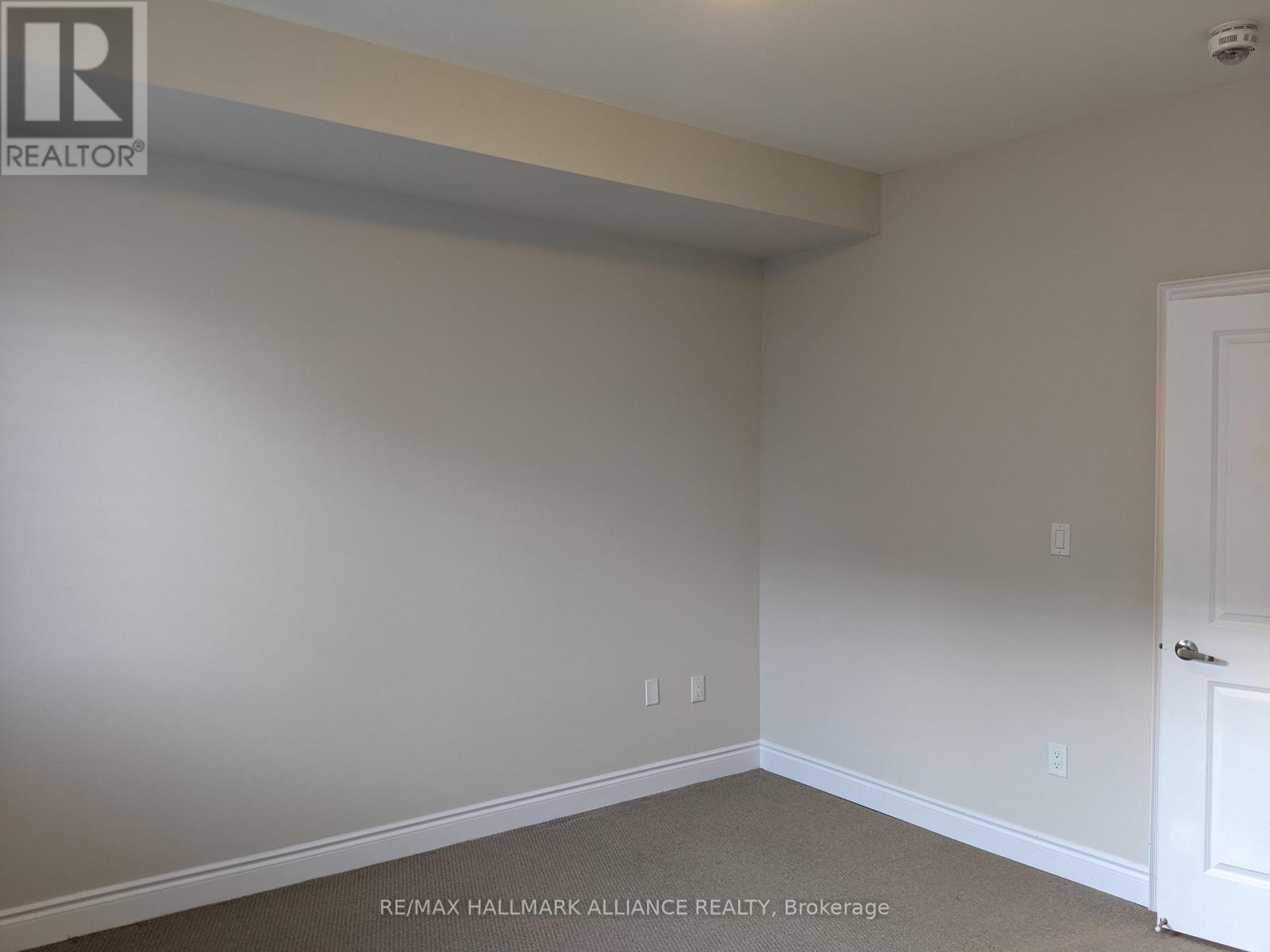 27 - 2184 Trafalgar Road, Oakville, Ontario  L6H 0N4 - Photo 17 - W12489402