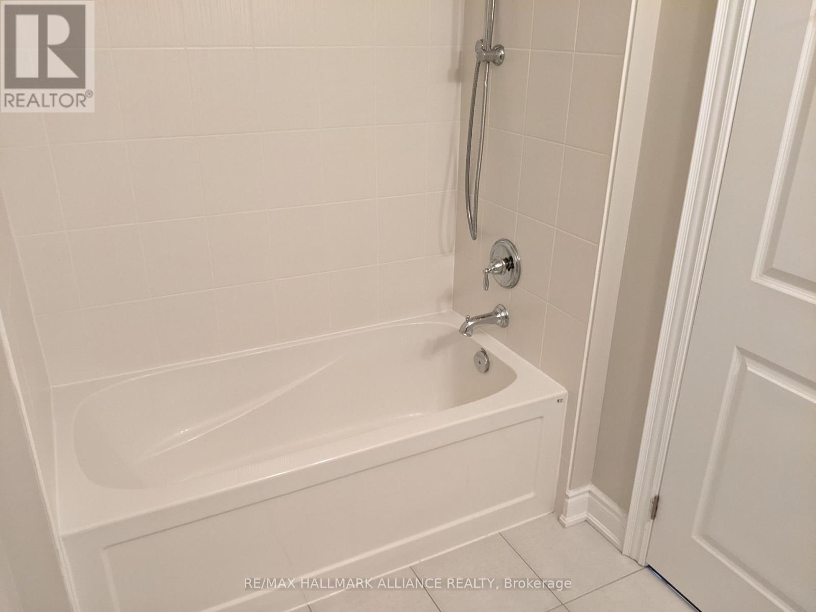 27 - 2184 Trafalgar Road, Oakville, Ontario  L6H 0N4 - Photo 19 - W12489402