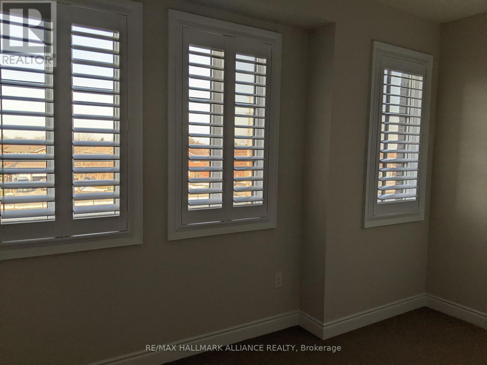 27 - 2184 Trafalgar Road, Oakville, Ontario  L6H 0N4 - Photo 21 - W12489402