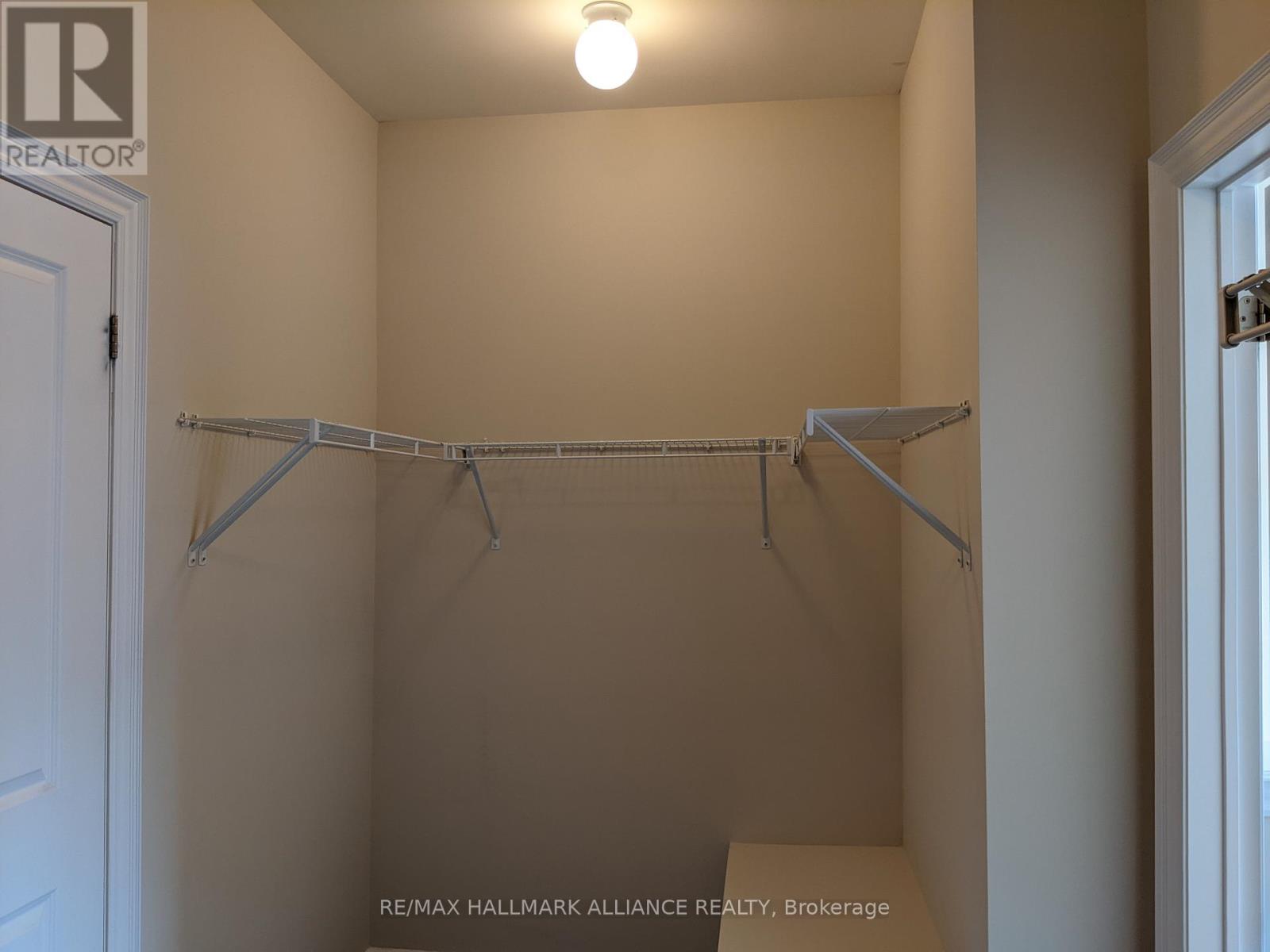 27 - 2184 Trafalgar Road, Oakville, Ontario  L6H 0N4 - Photo 29 - W12489402