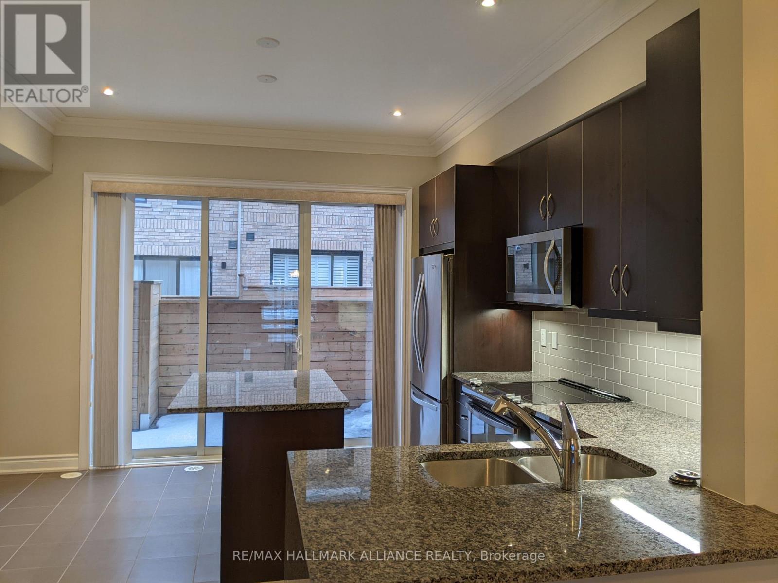 27 - 2184 Trafalgar Road, Oakville, Ontario  L6H 0N4 - Photo 5 - W12489402