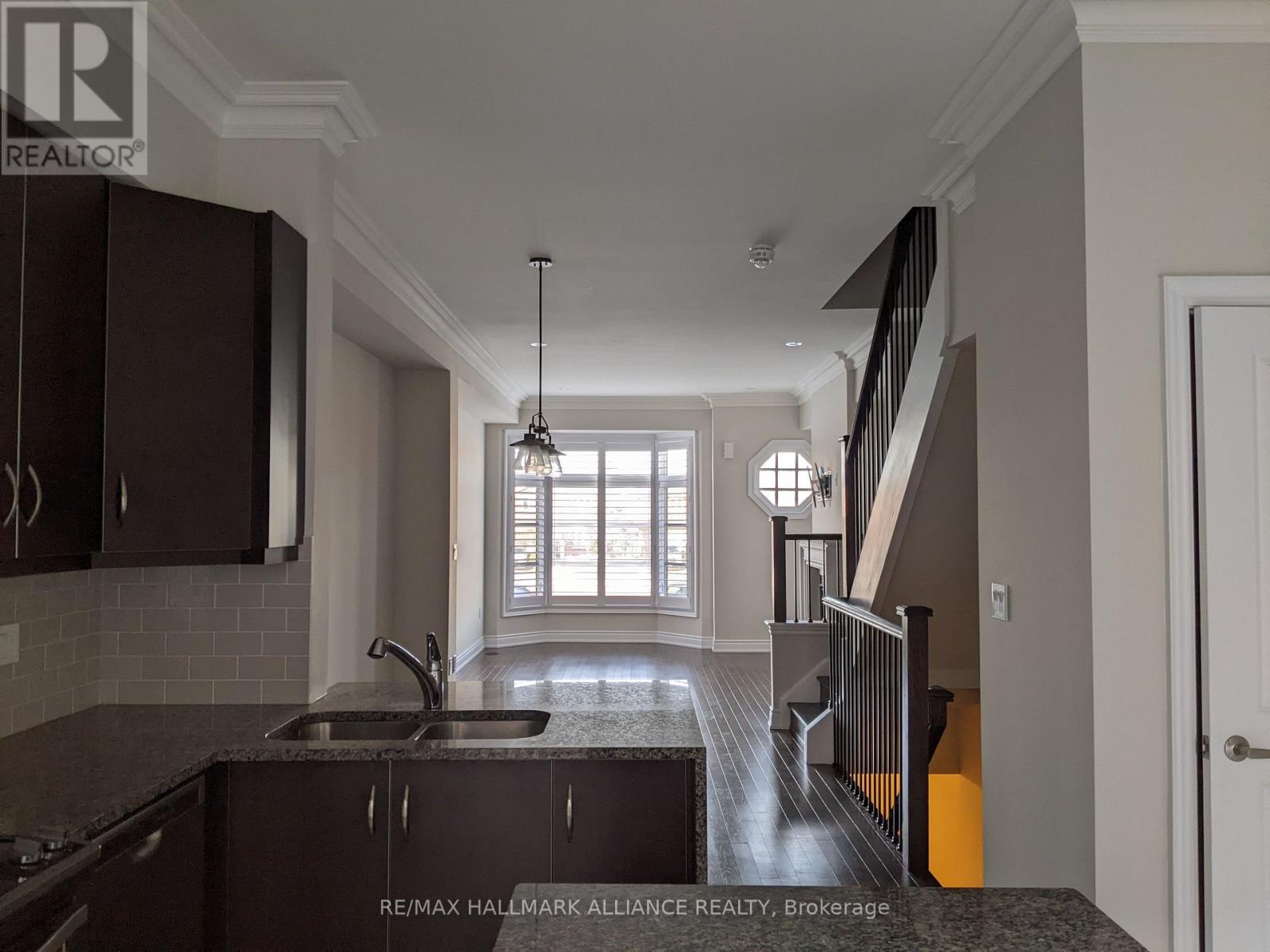 27 - 2184 Trafalgar Road, Oakville, Ontario  L6H 0N4 - Photo 6 - W12489402