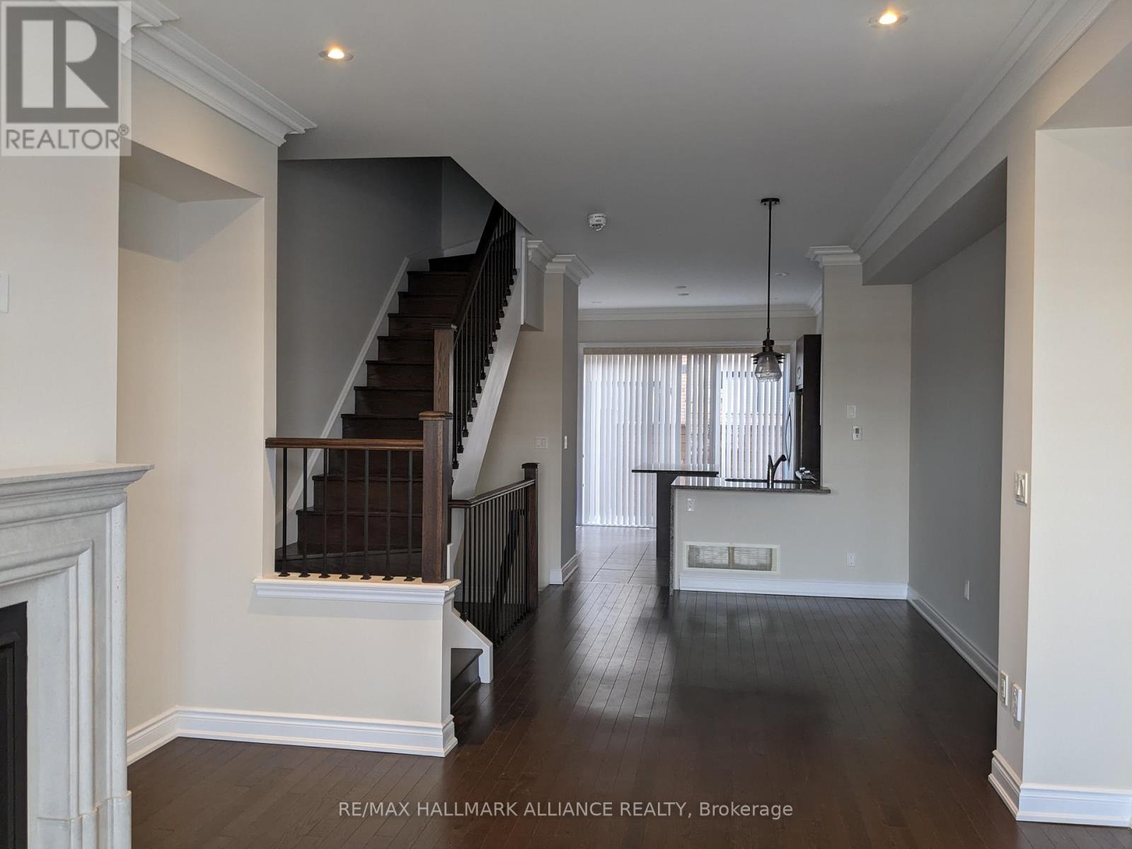 27 - 2184 Trafalgar Road, Oakville, Ontario  L6H 0N4 - Photo 9 - W12489402