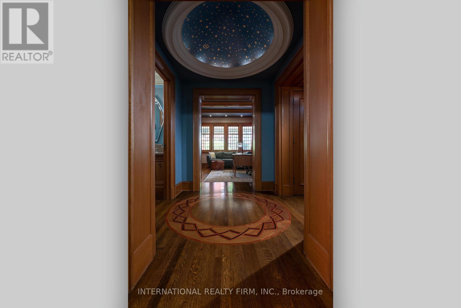 270 Indian Road, Toronto, Ontario  M6R 2X2 - Photo 16 - W12489418