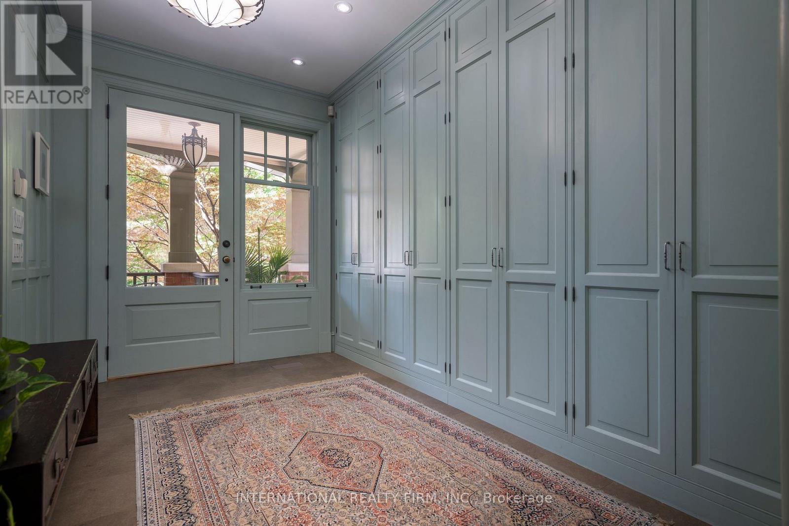 270 Indian Road, Toronto, Ontario  M6R 2X2 - Photo 22 - W12489418