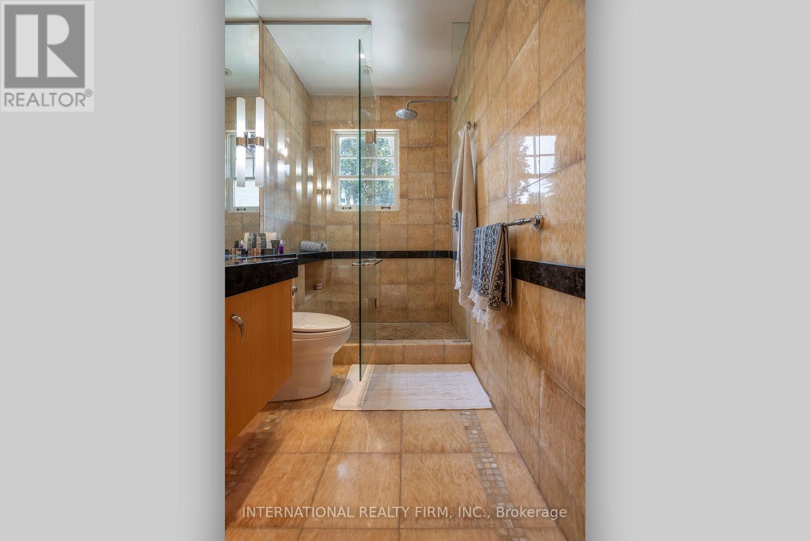 270 Indian Road, Toronto, Ontario  M6R 2X2 - Photo 28 - W12489418