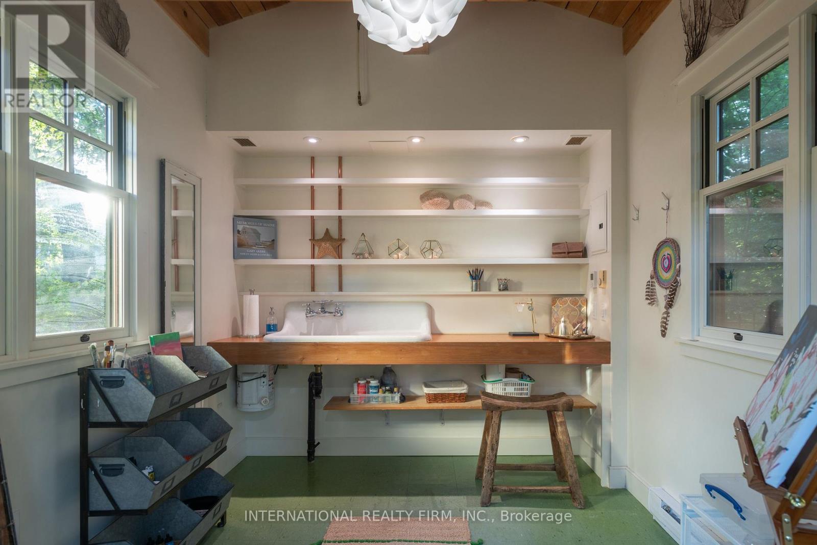 270 Indian Road, Toronto, Ontario  M6R 2X2 - Photo 44 - W12489418