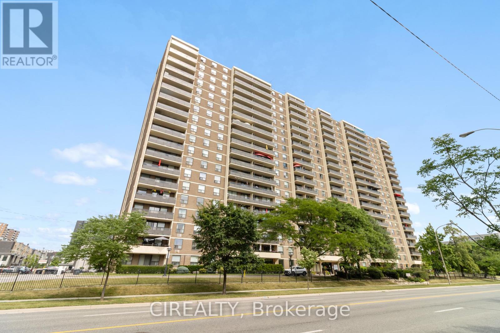 709 - 511 The West Mall, Toronto, Ontario  M9C 1G5 - Photo 46 - W12489426