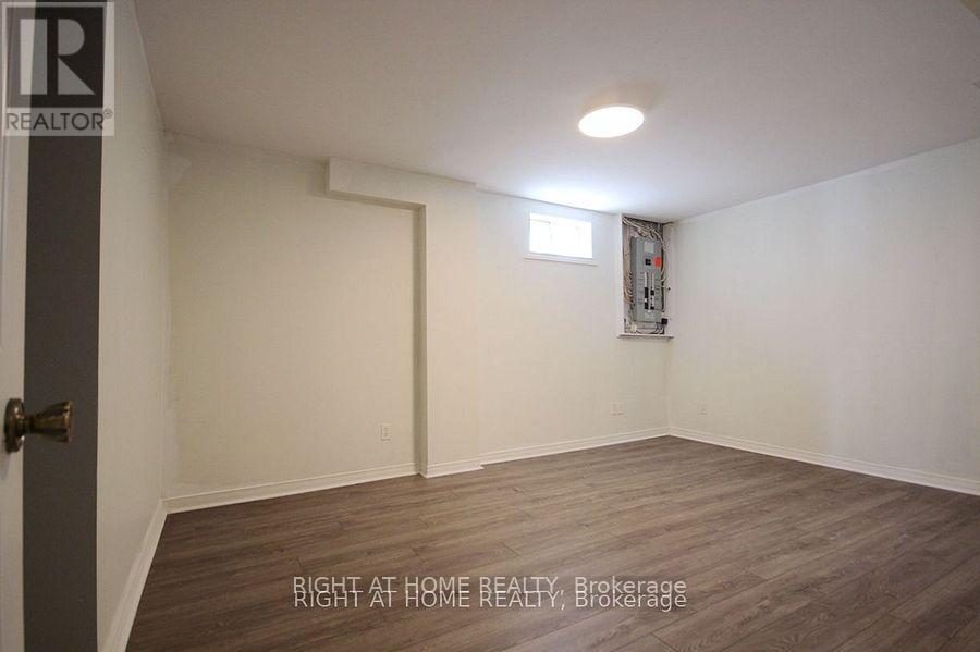 207 Kensit Avenue, Newmarket, Ontario  L3X 1S6 - Photo 29 - N12489468