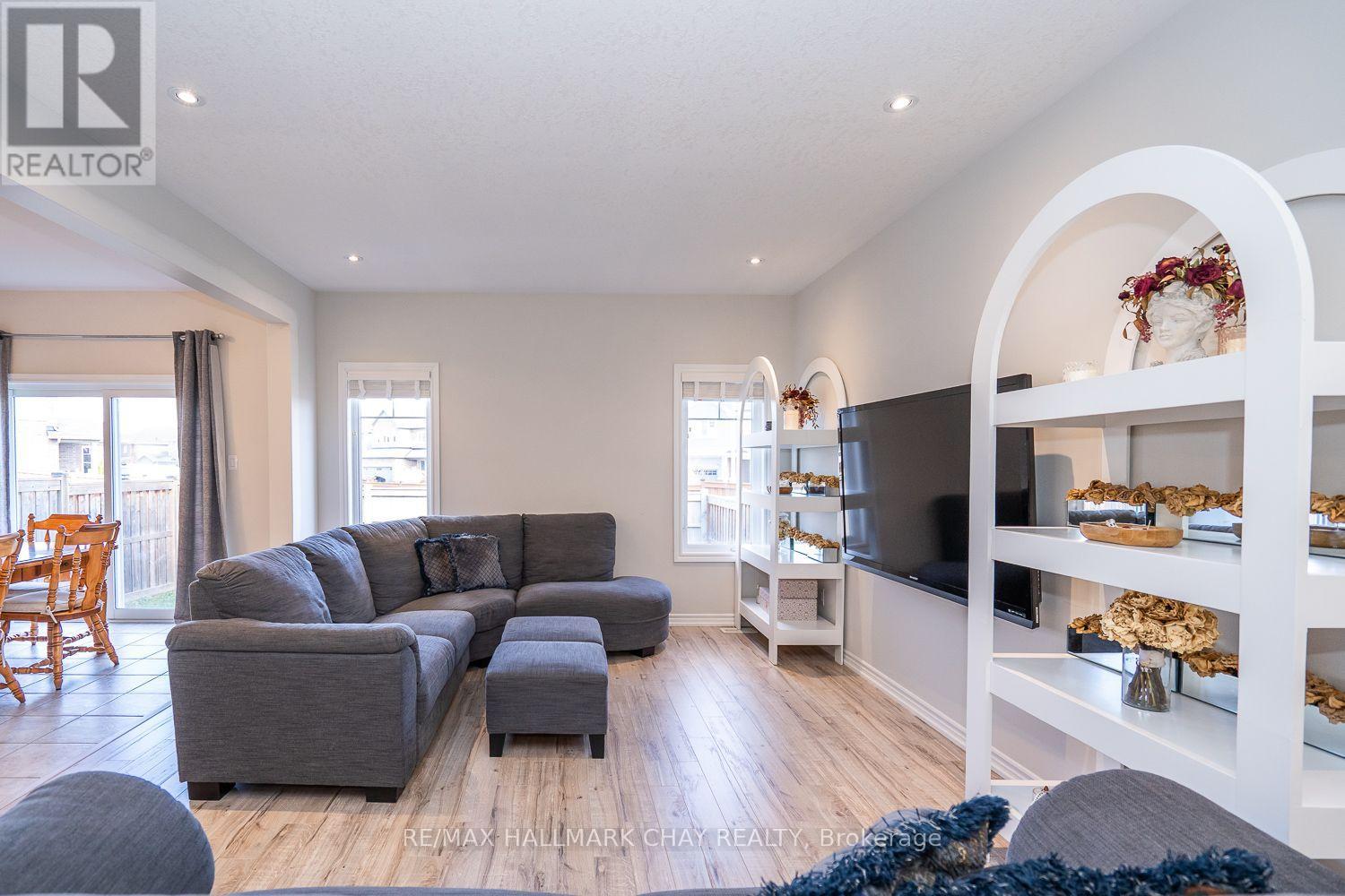 139 Knight Street, New Tecumseth, Ontario  L9R 0R5 - Photo 16 - N12489474