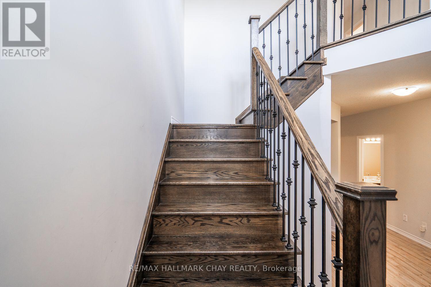 139 Knight Street, New Tecumseth, Ontario  L9R 0R5 - Photo 27 - N12489474