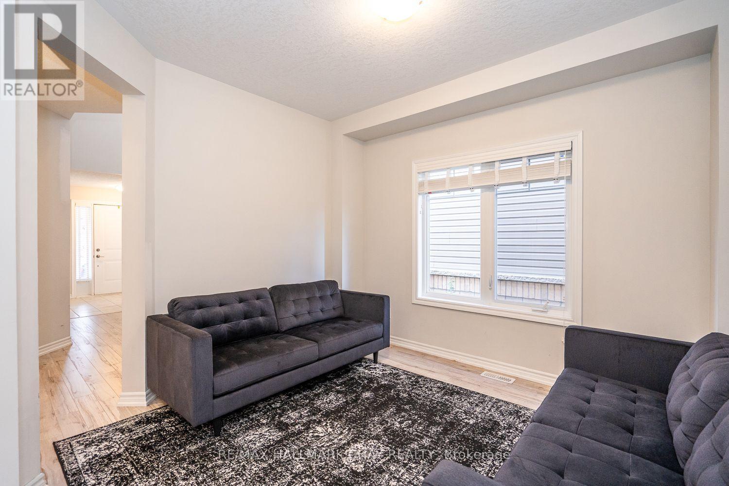 139 Knight Street, New Tecumseth, Ontario  L9R 0R5 - Photo 6 - N12489474