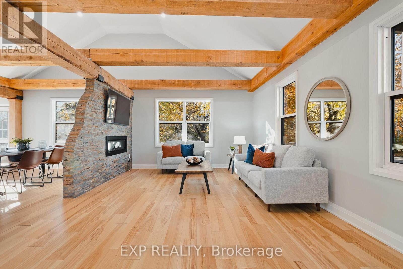 8 Talbot Street, Brant, Ontario  N0E 1R0 - Photo 12 - X12489424