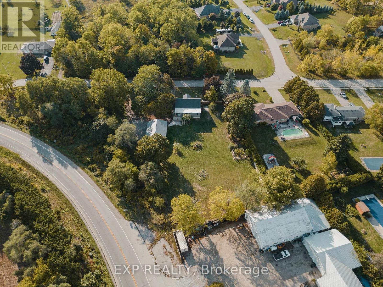 8 Talbot Street, Brant, Ontario  N0E 1R0 - Photo 42 - X12489424