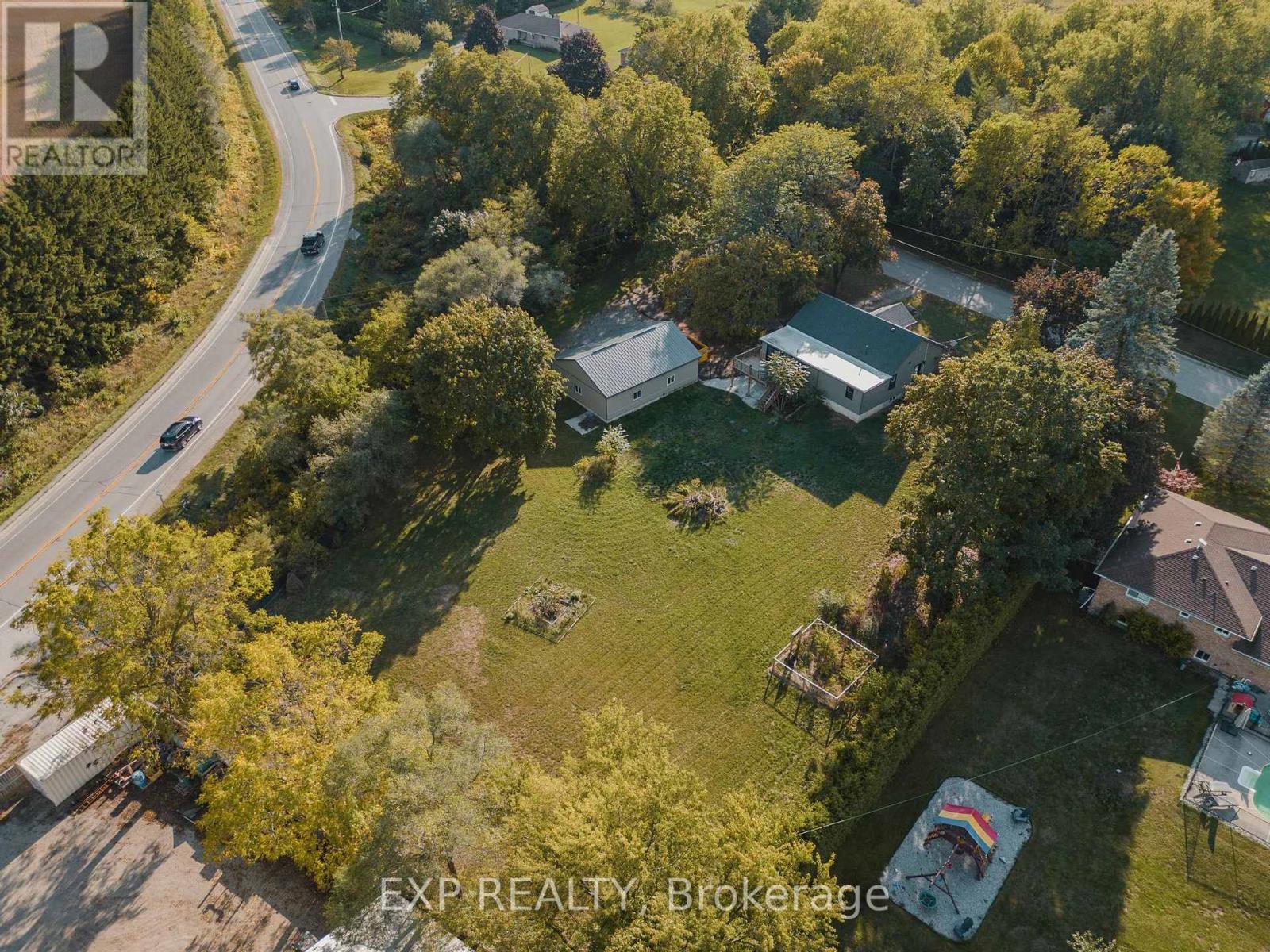 8 Talbot Street, Brant, Ontario  N0E 1R0 - Photo 45 - X12489424