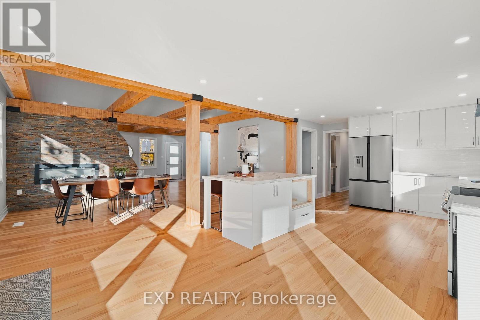 8 Talbot Street, Brant, Ontario  N0E 1R0 - Photo 9 - X12489424