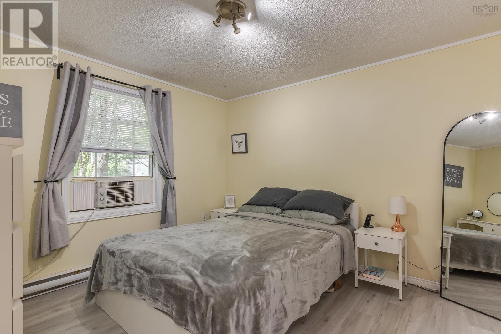 25 Champlain Avenue, Middle Sackville, Nova Scotia  B4E 3B2 - Photo 15 - 202518404