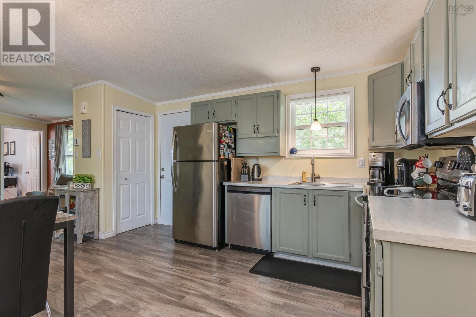 25 Champlain Avenue, Middle Sackville, Nova Scotia  B4E 3B2 - Photo 9 - 202518404