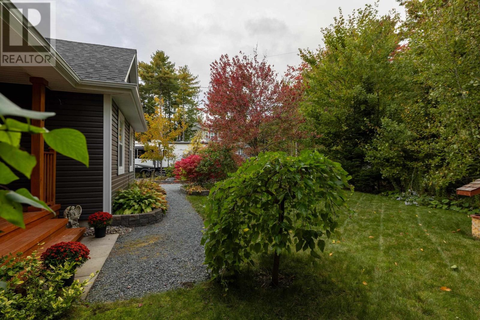 286 Clivedon Court, Fall River, Nova Scotia  B2T 0L4 - Photo 35 - 202525158