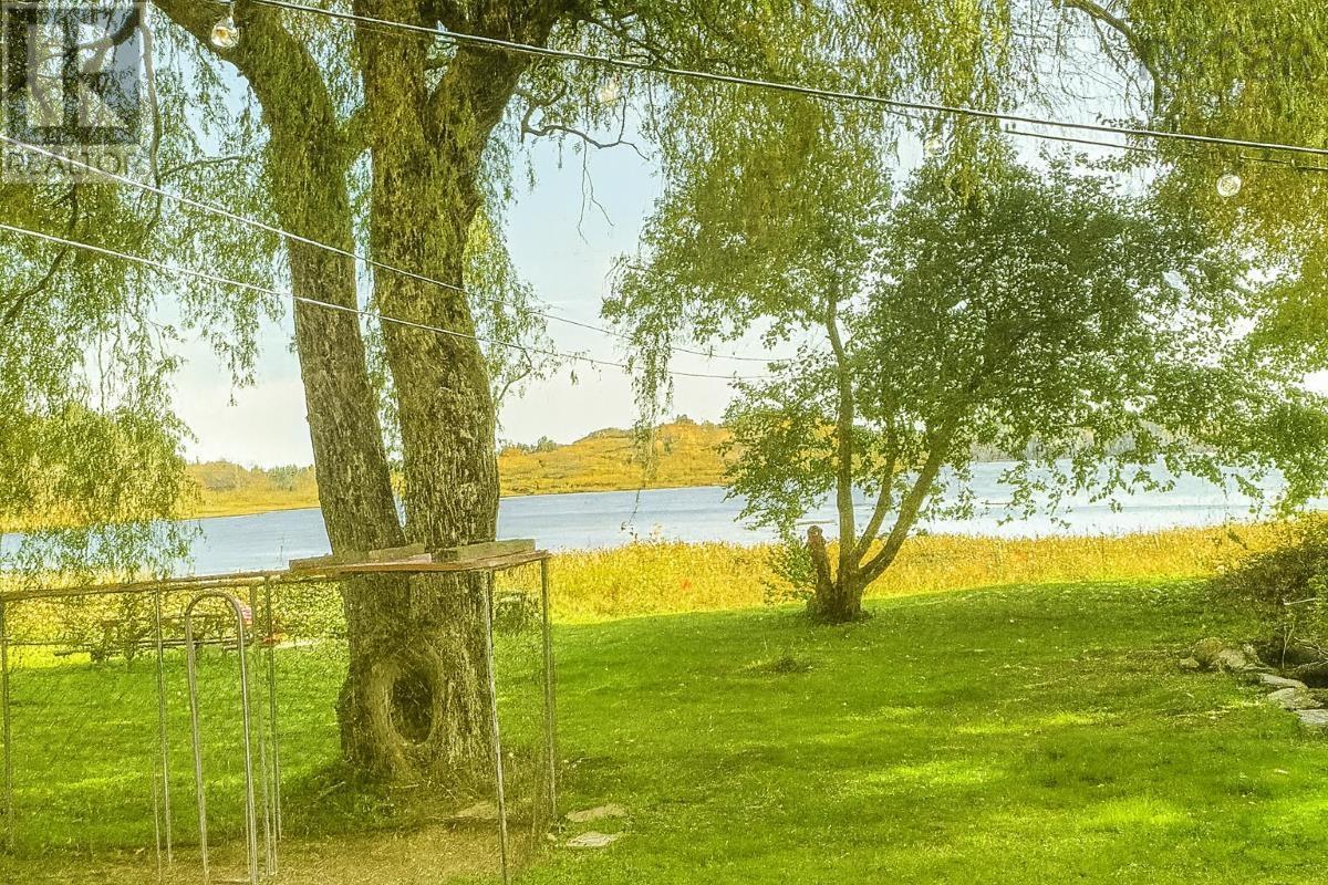 9773 Highway 8, Caledonia, Nova Scotia  B0T 1H0 - Photo 2 - 202524952