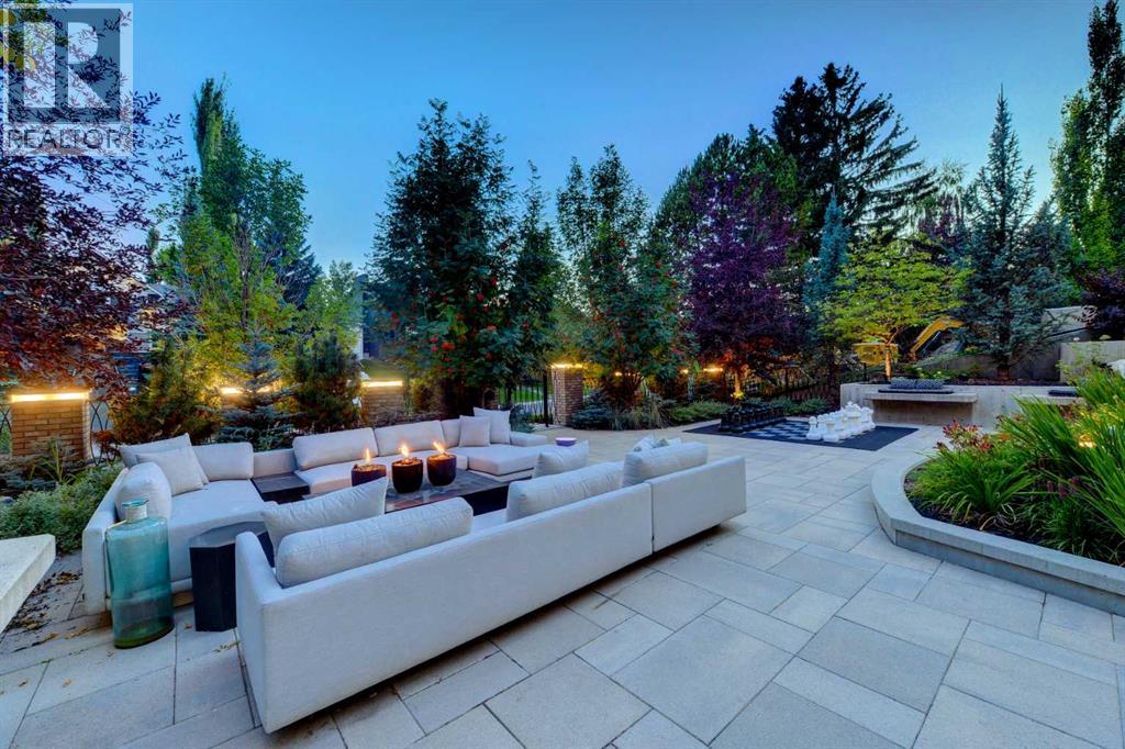 1118 Premier Way Sw, Calgary, Alberta  T2T 1L6 - Photo 3 - A2221136