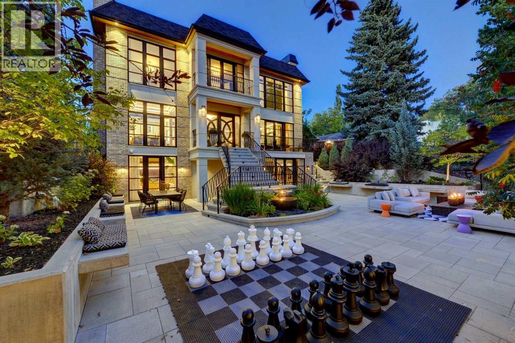 1118 Premier Way Sw, Calgary, Alberta  T2T 1L6 - Photo 2 - A2221136