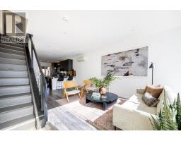 1007 WESTON ROAD, Toronto, Ontario