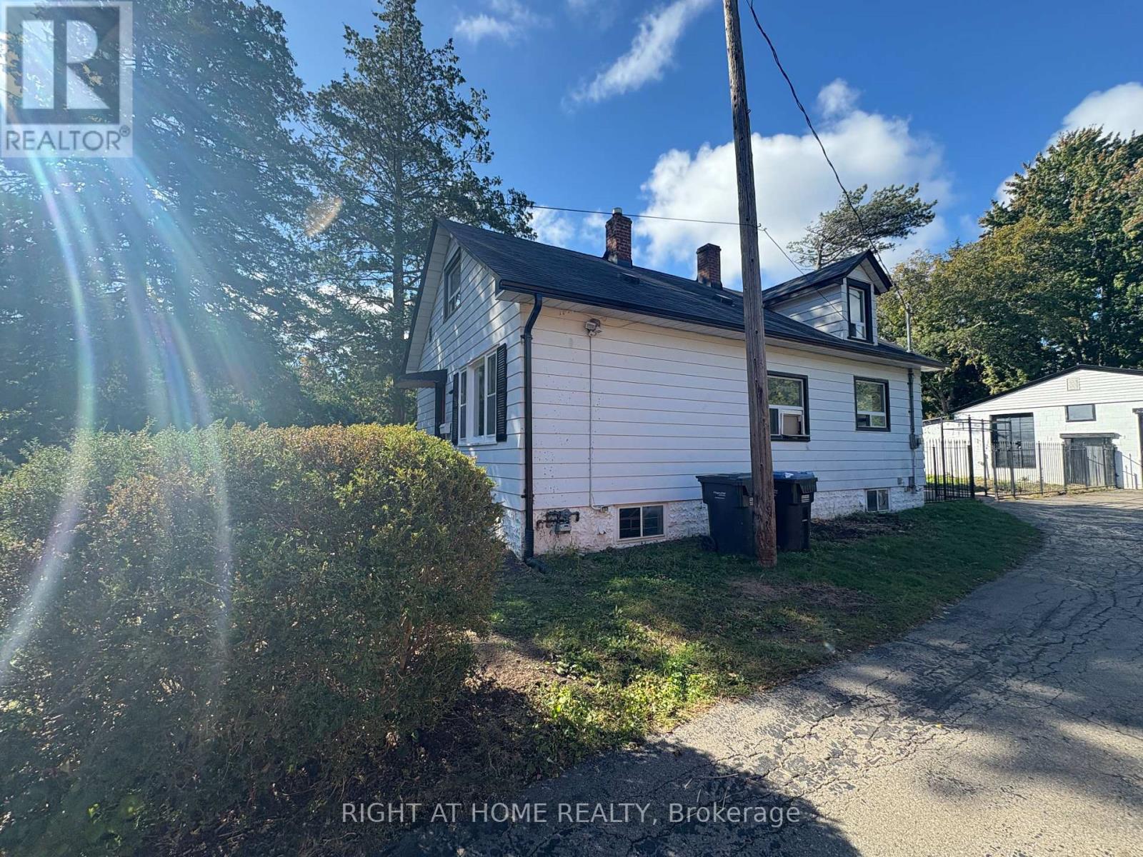 LOWER - 779 INDIAN ROAD, Mississauga, Ontario