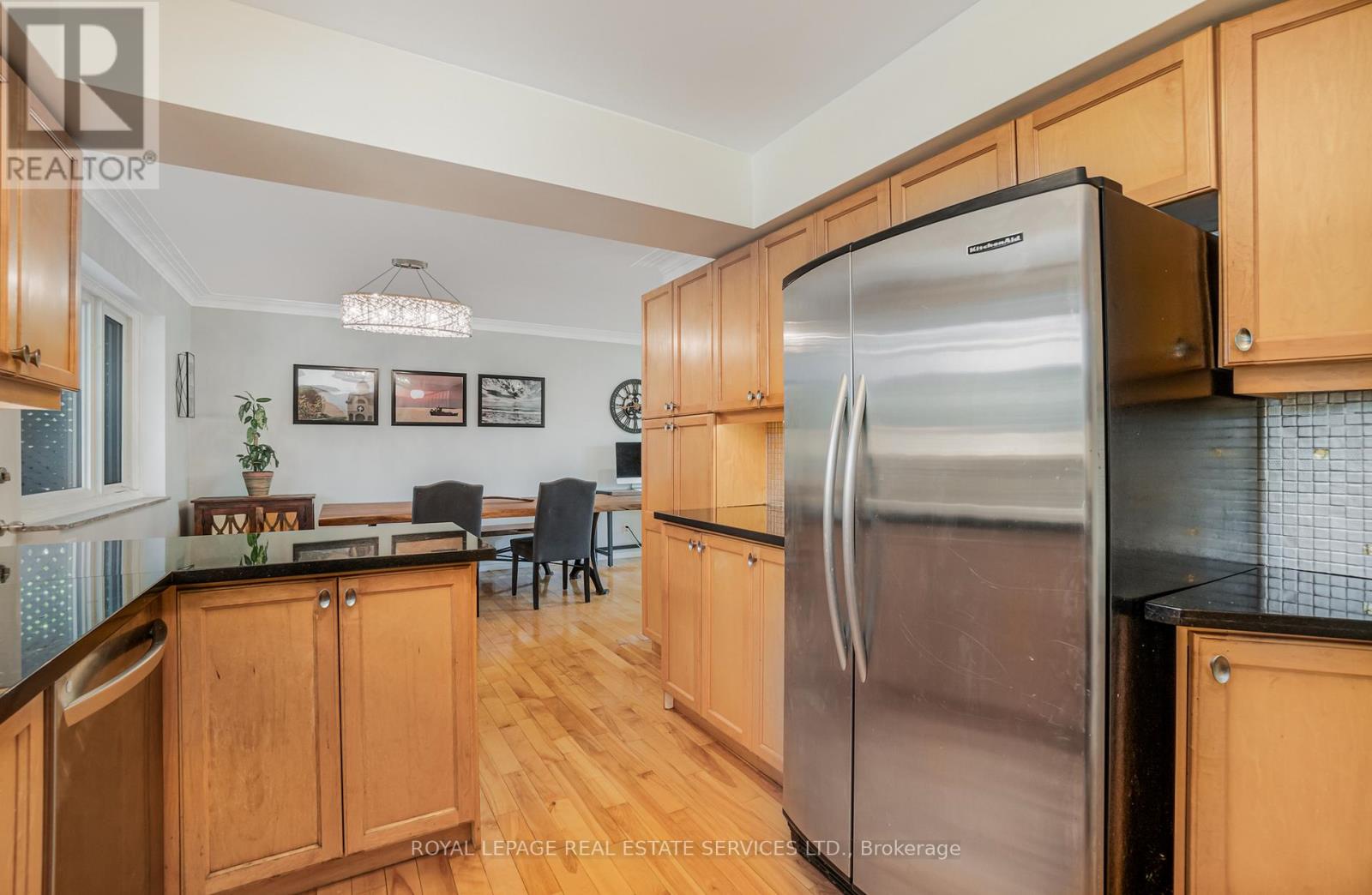 10 Greenbrook Drive, Toronto, Ontario  M6M 2J9 - Photo 12 - W12489464