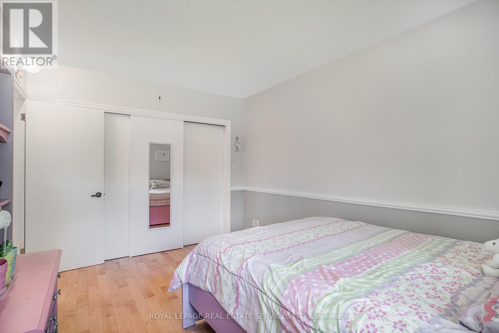 10 Greenbrook Drive, Toronto, Ontario  M6M 2J9 - Photo 17 - W12489464