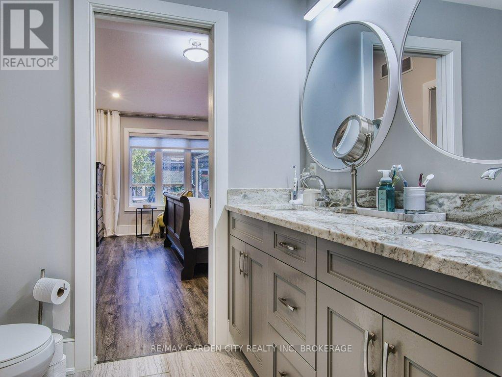 7506 Clubview Lane, Niagara Falls (Oldfield), Ontario  L2G 0A8 - Photo 28 - X12489490