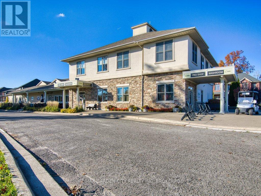 7506 Clubview Lane, Niagara Falls (Oldfield), Ontario  L2G 0A8 - Photo 40 - X12489490