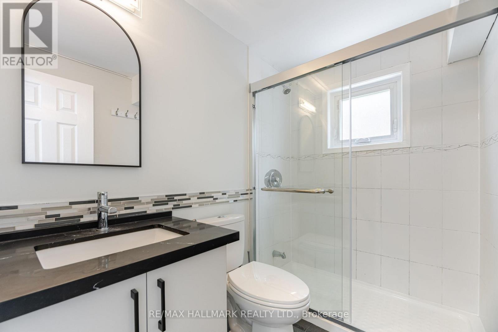 47 Marthclare Avenue, Toronto, Ontario  M3A 1E1 - Photo 31 - C12488522