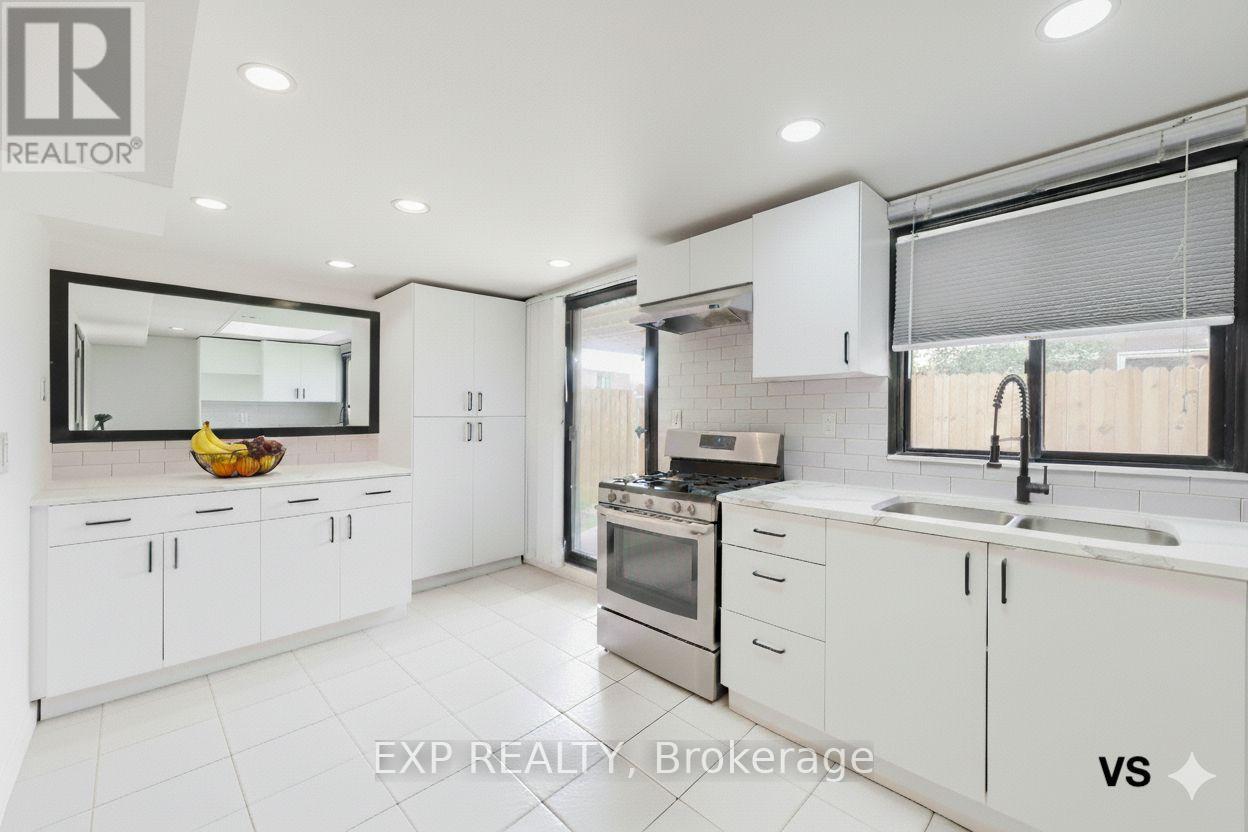 5023 Salishan Circle, Mississauga, Ontario  L5R 3E3 - Photo 39 - W12474491