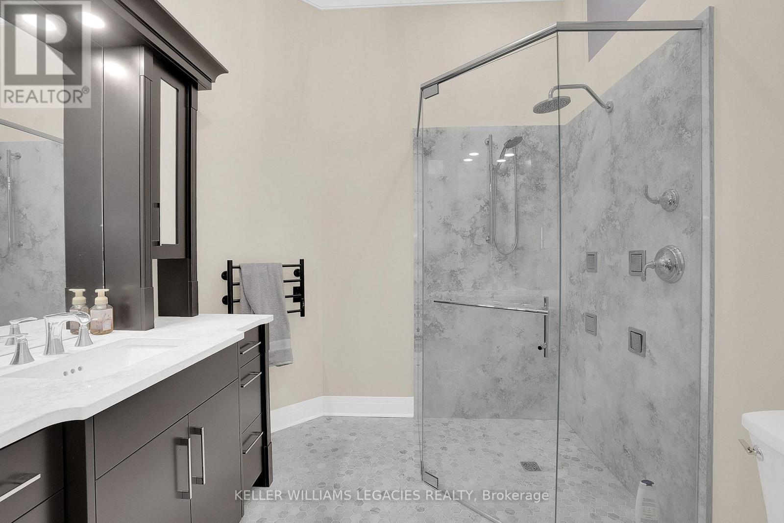 1202 - 223 Erb Street W, Waterloo, Ontario  N2L 0B3 - Photo 26 - X12489460