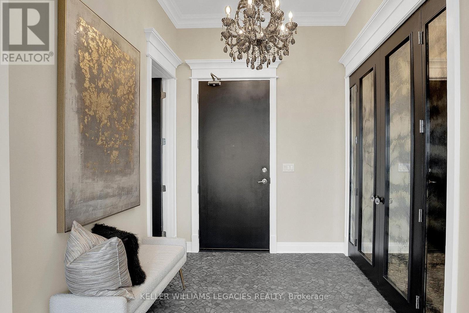 1202 - 223 Erb Street W, Waterloo, Ontario  N2L 0B3 - Photo 3 - X12489460