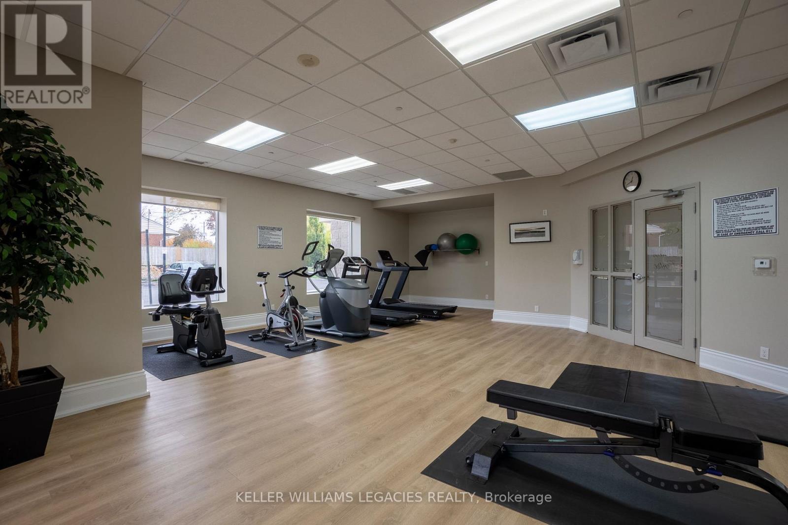 1202 - 223 Erb Street W, Waterloo, Ontario  N2L 0B3 - Photo 36 - X12489460