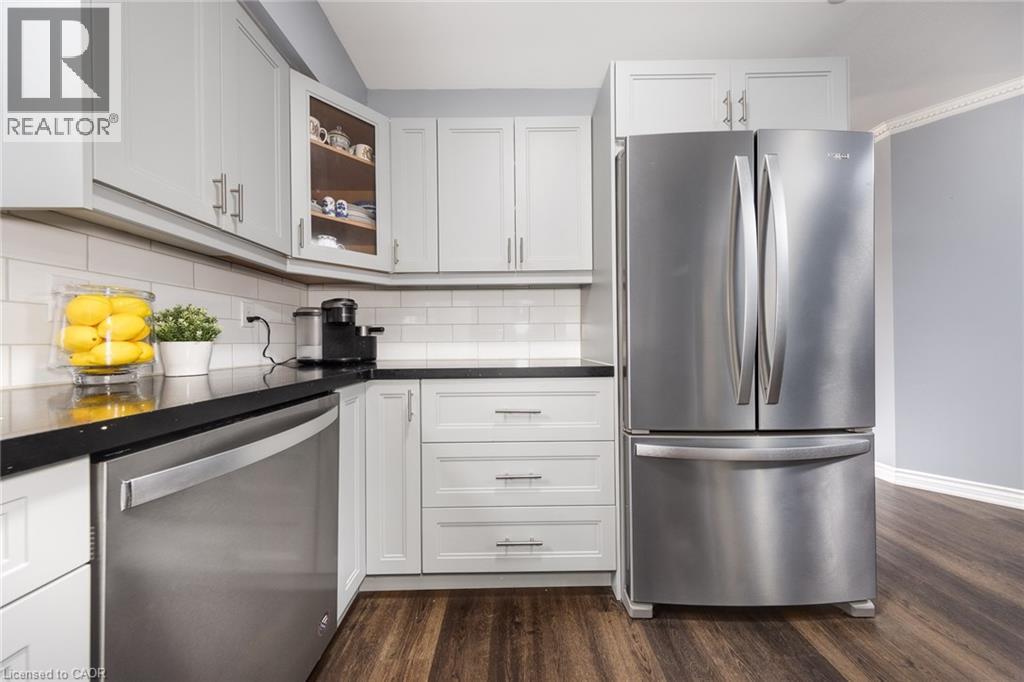 1276 Maple Crossing Boulevard Unit# 111, Burlington, Ontario  L7S 2J9 - Photo 15 - 40782308