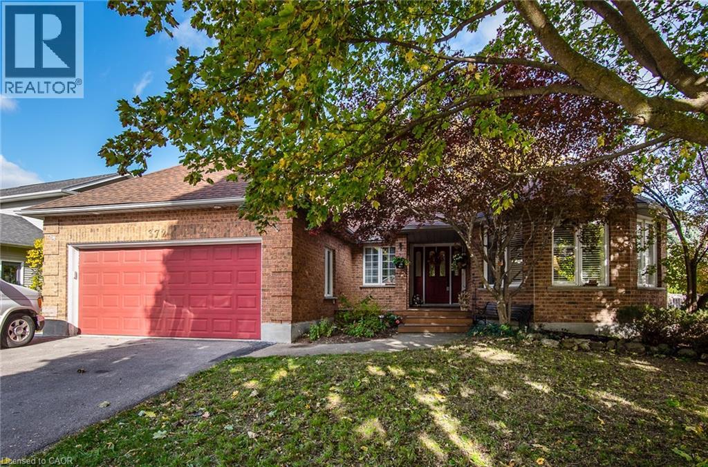 372 Gatestone Boulevard, Waterloo, Ontario  N2T 2J6 - Photo 1 - 40782566
