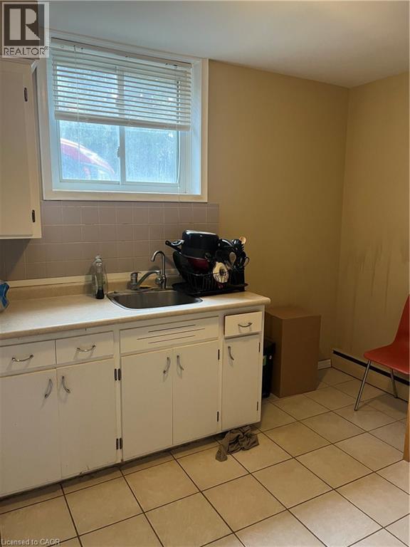 775 Frederick Street Unit# 2, Kitchener, Ontario  N2B 2B4 - Photo 6 - 40782564