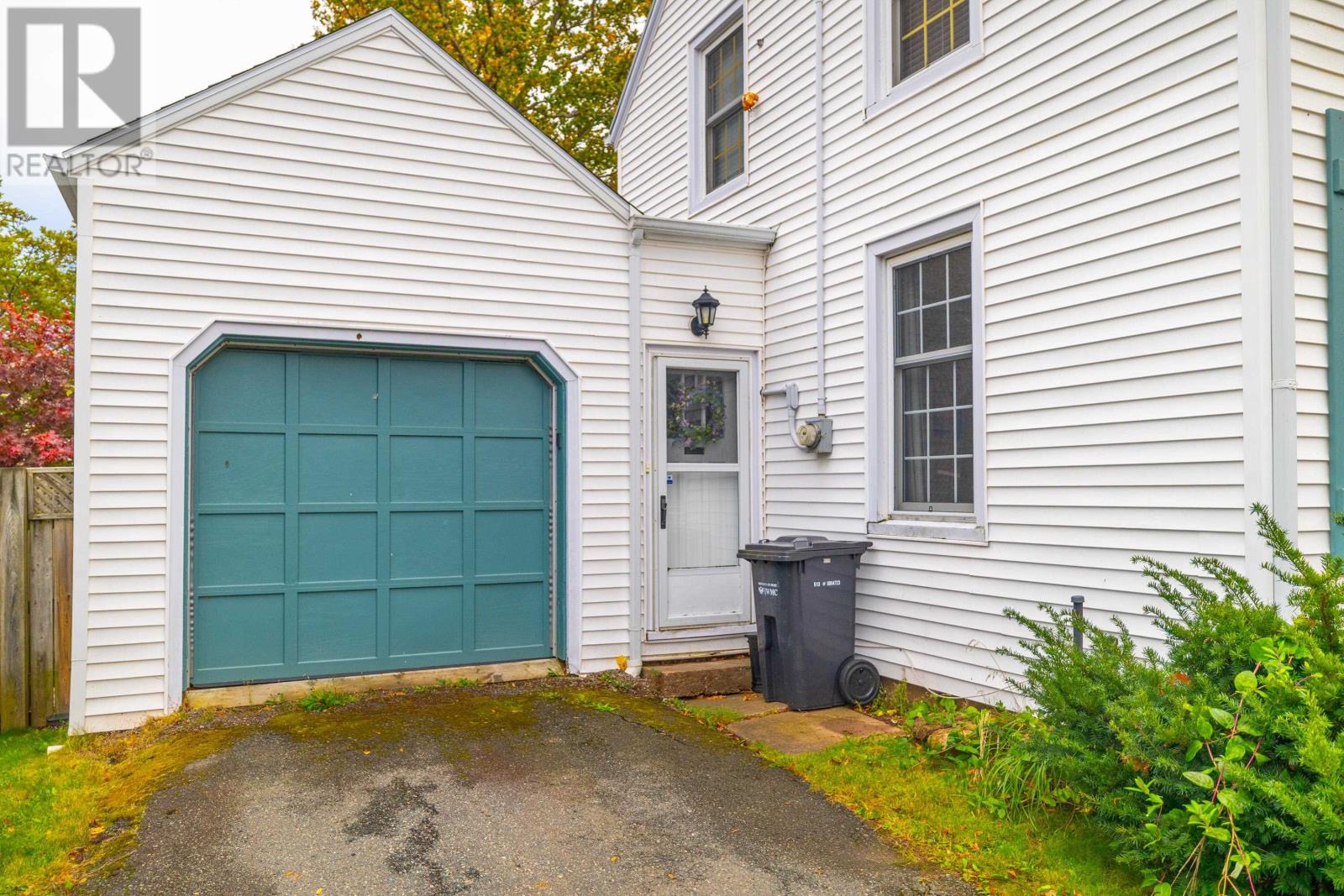28 Churchill Avenue, Charlottetown, Prince Edward Island  C1A 1Y9 - Photo 33 - 202526871