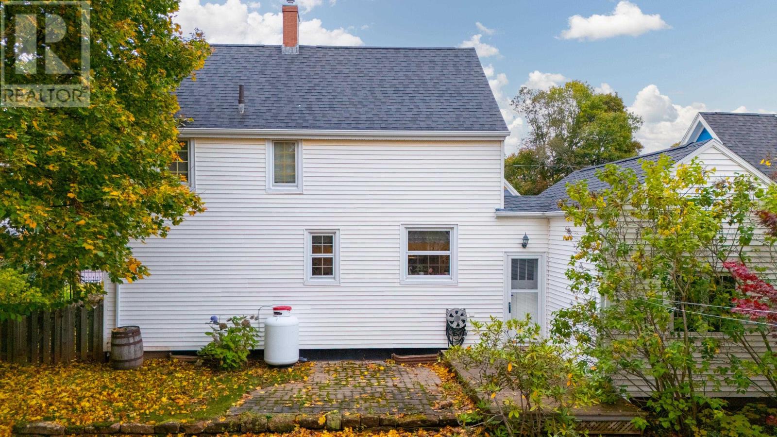 28 Churchill Avenue, Charlottetown, Prince Edward Island  C1A 1Y9 - Photo 34 - 202526871