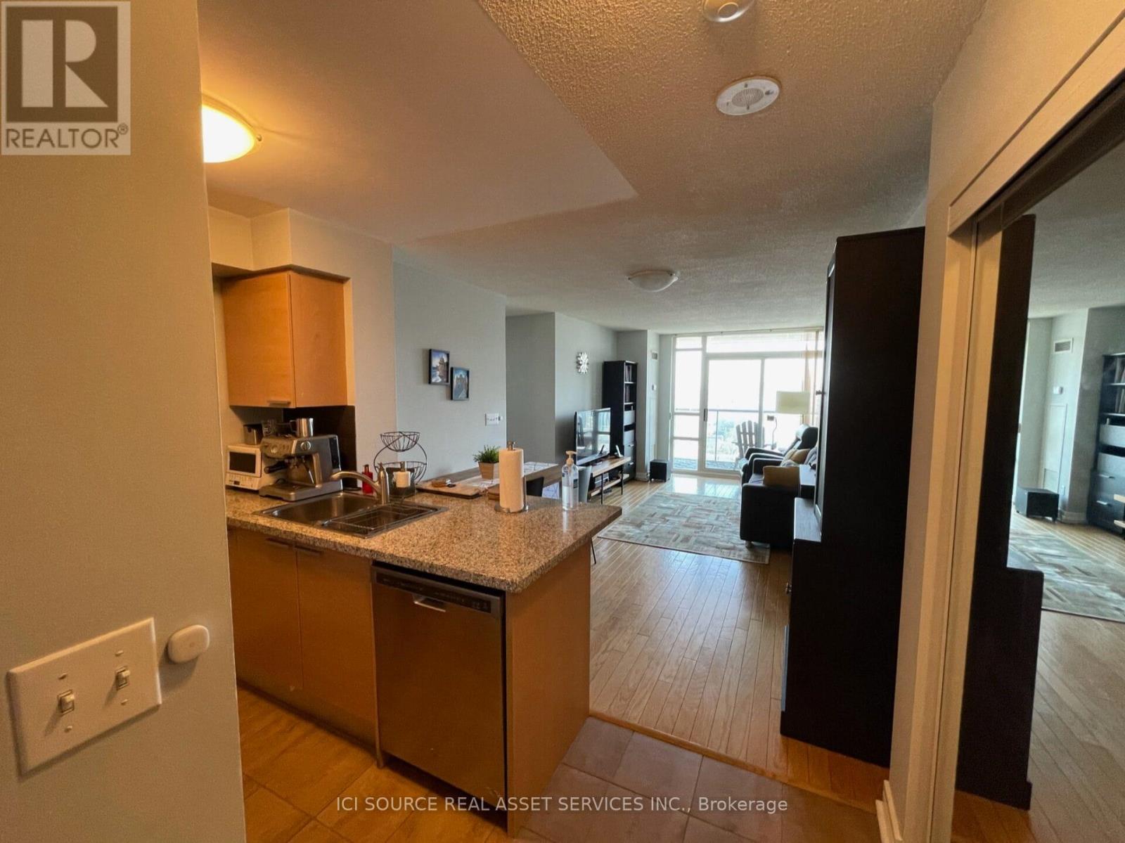 1610 - 16 Harrison Garden Boulevard, Toronto, Ontario  M2N 7J6 - Photo 14 - C12489482