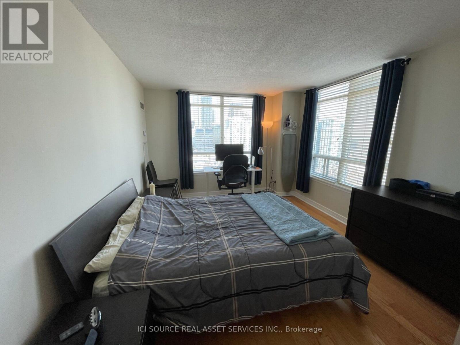 1610 - 16 Harrison Garden Boulevard, Toronto, Ontario  M2N 7J6 - Photo 4 - C12489482