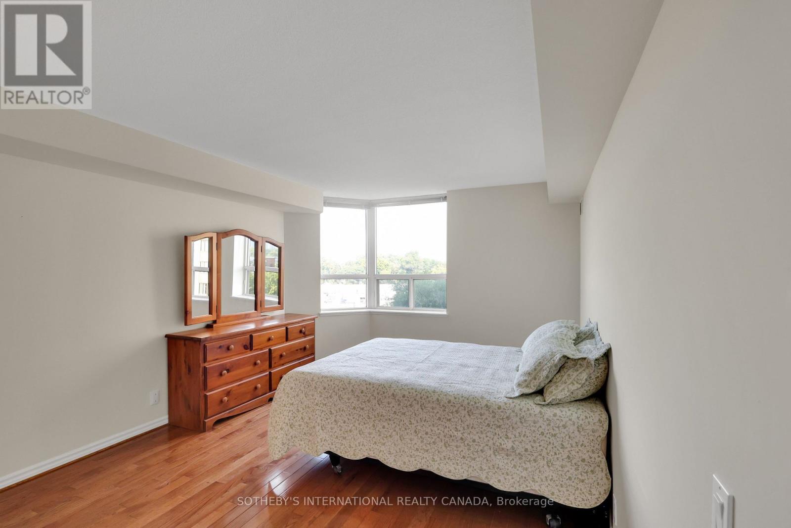 610 - 265 Ridley Boulevard, Toronto, Ontario  M5M 4N8 - Photo 12 - C12489514