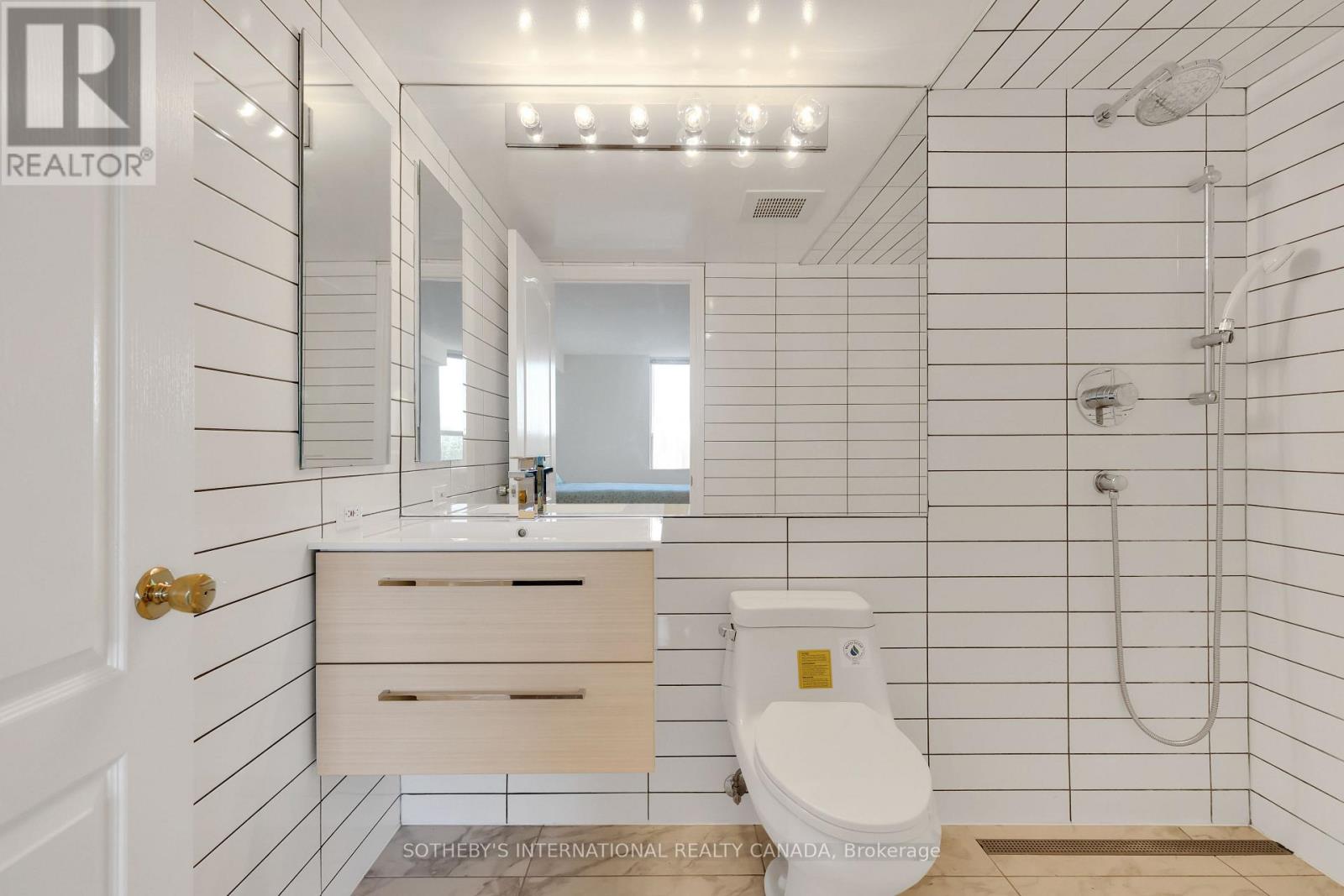 610 - 265 Ridley Boulevard, Toronto, Ontario  M5M 4N8 - Photo 15 - C12489514